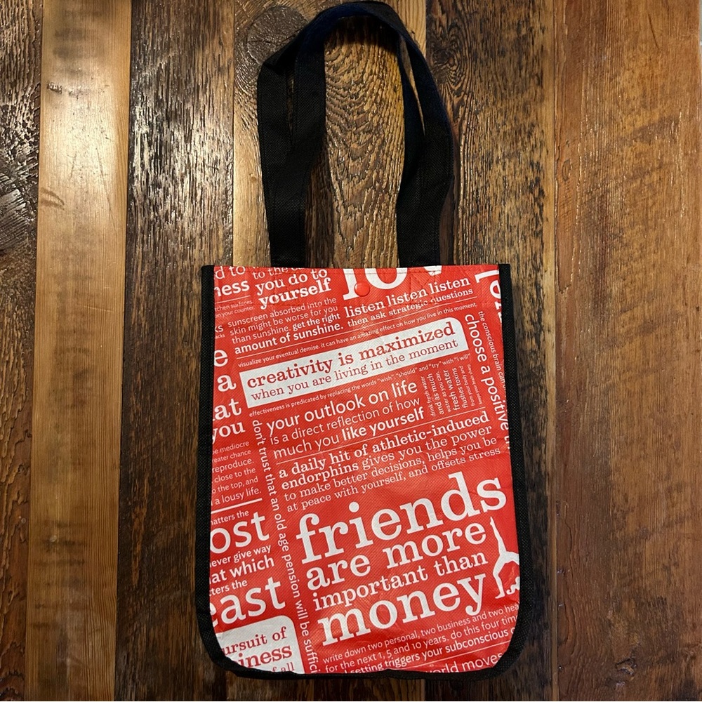 Lululemon & PCG reusable totes